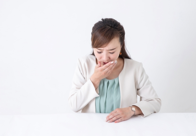 逆流性食道炎とは？～食道で炎症が起こる病気～